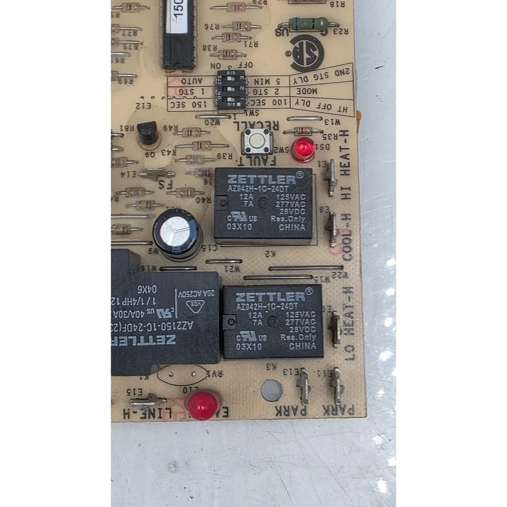 Goodman PCBBF122 Gas Furnace Control Circuit Board 50M56-289-01